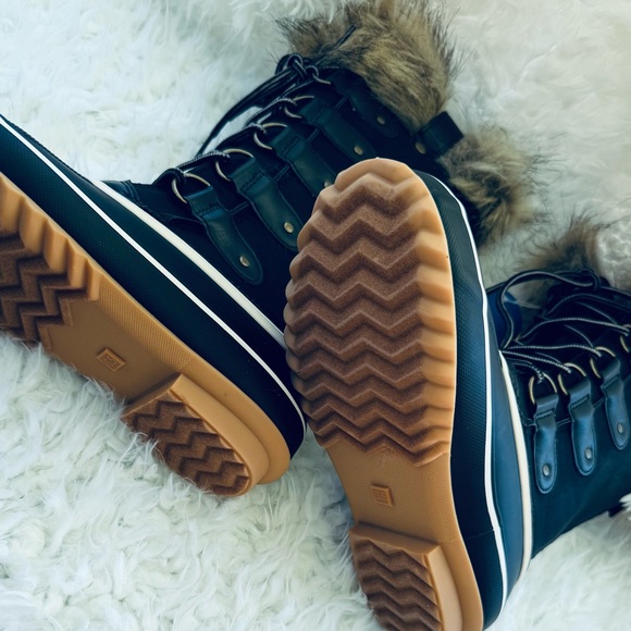 Women’s JBU Ella Height Calf Snow Boots - Picture 5 of 6